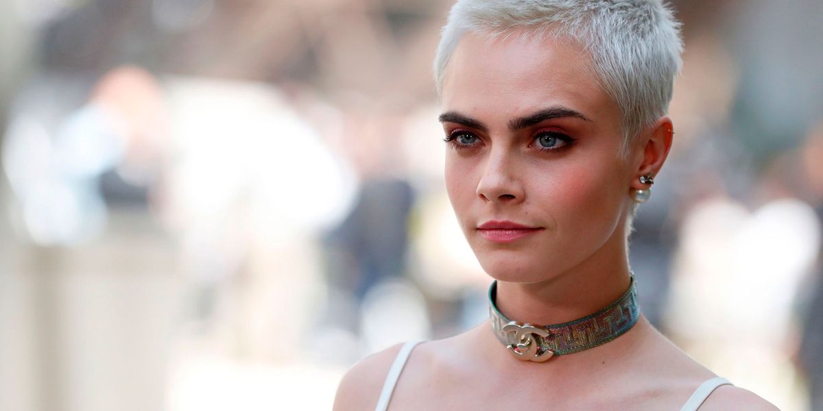 Cara Delevingne explique pourquoi elle s'est vraiment coupé les cheveux