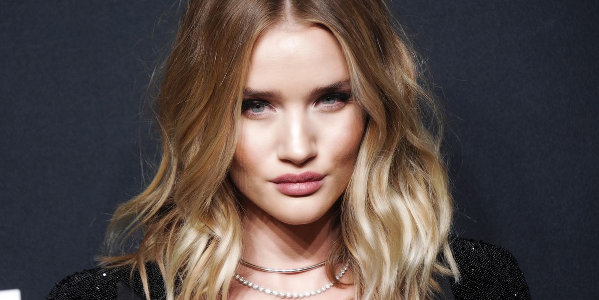 Les 3 produits de beauté Rosie Huntington-Whiteley ne quitteront pas la maison sans