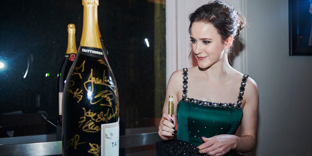 Se préparer avec Rachel Brosnahan aux BAFTA d'hier soir