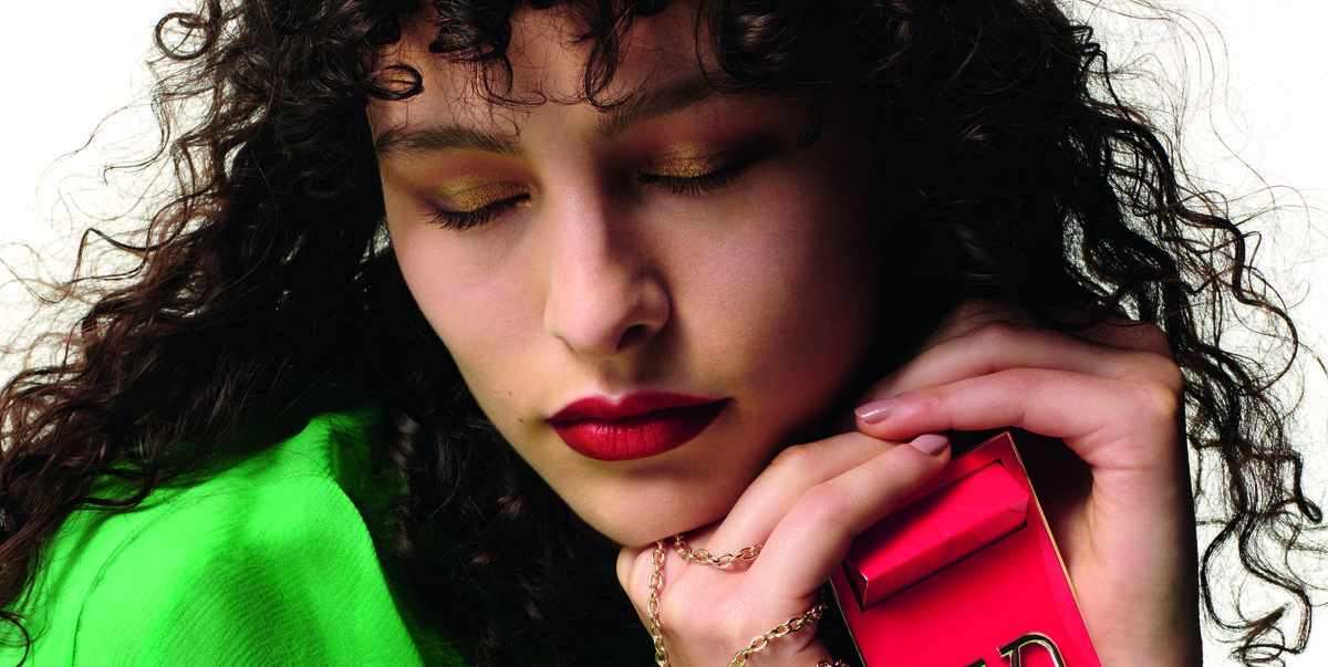 Laissez Valentino Beauty inspirer vos looks de fête post-confinement