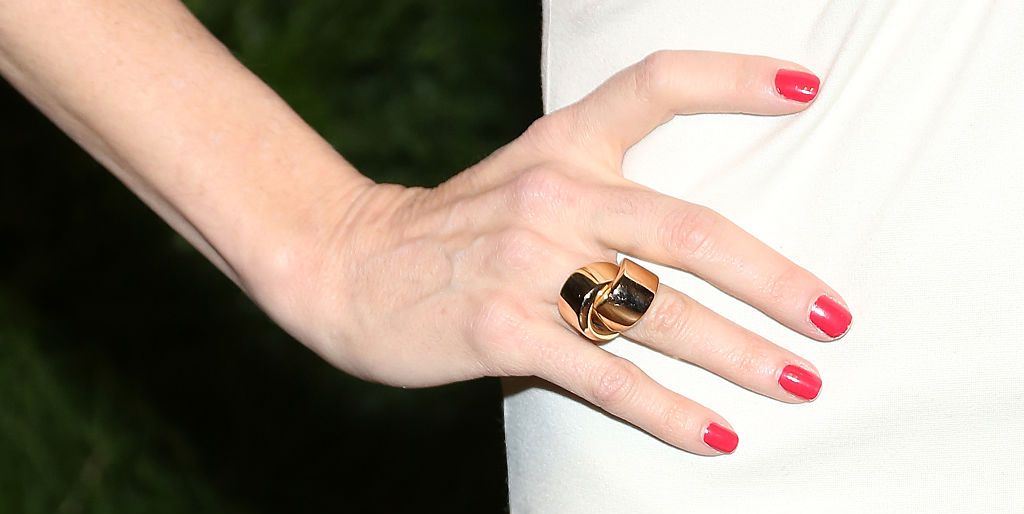 Un guide complet des manucures au gel à domicile