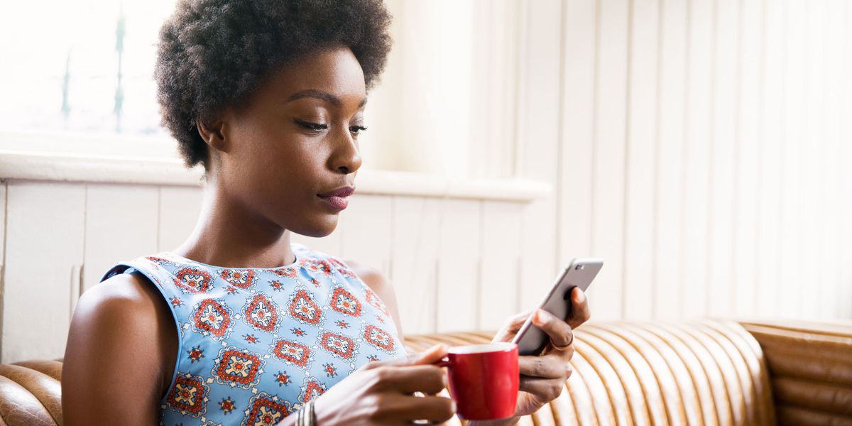 Selon les experts, les femmes enceintes peuvent boire quelques tasses de café par jour sans nuire à leur bébé