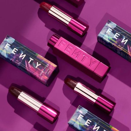 Fenty Beauty Berry Collection des Fêtes 2022 Fenty Beauty Berry Collection des Fêtes 2022