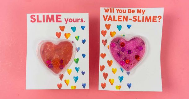 Ajoutez vos contenants en forme de cœur à ces cartes imprimables de la Saint-Valentin. - Valentines de slime faites maison
