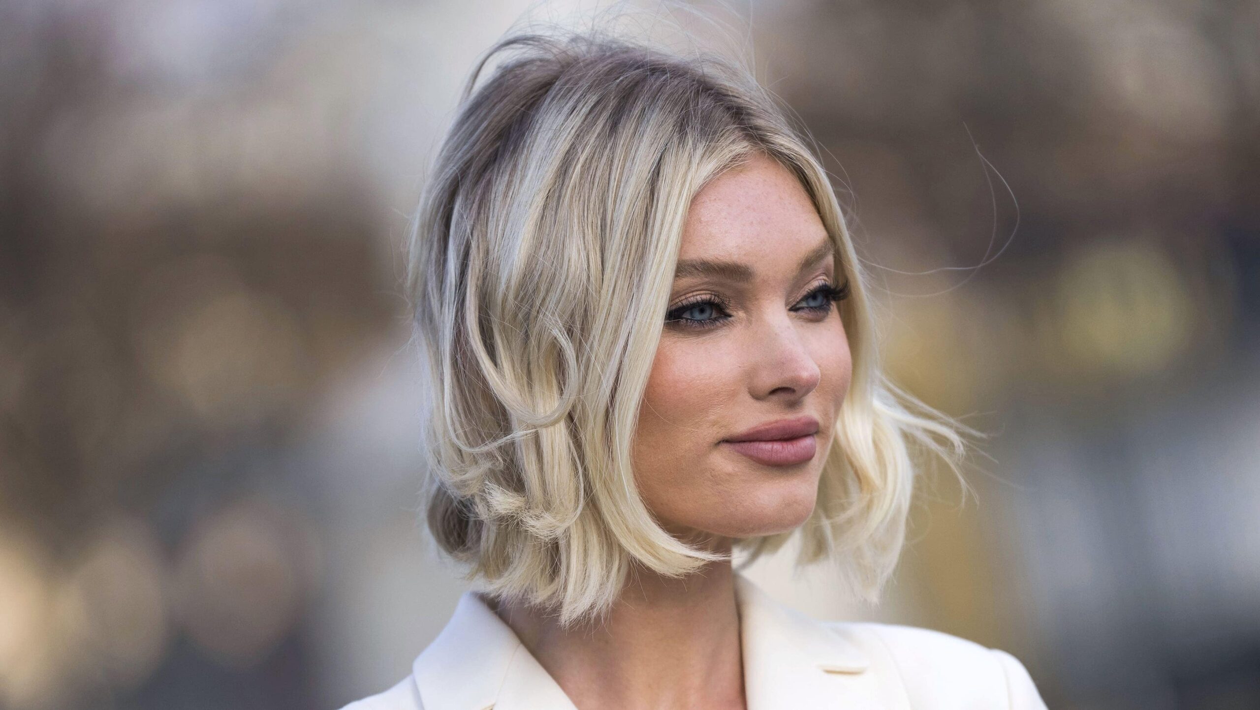 Qu'est-ce que le glaçage des cheveux et comment le porter en 2023
