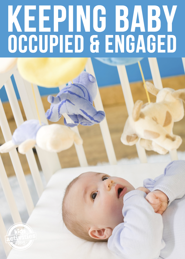 garder bébé occupé