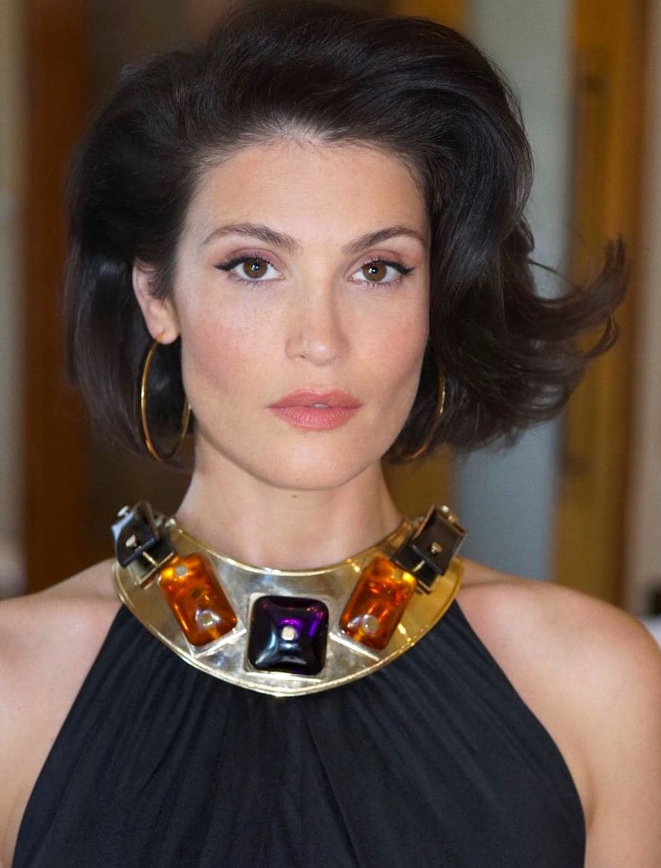 Gemma Arterton avec une coiffure bob élégante