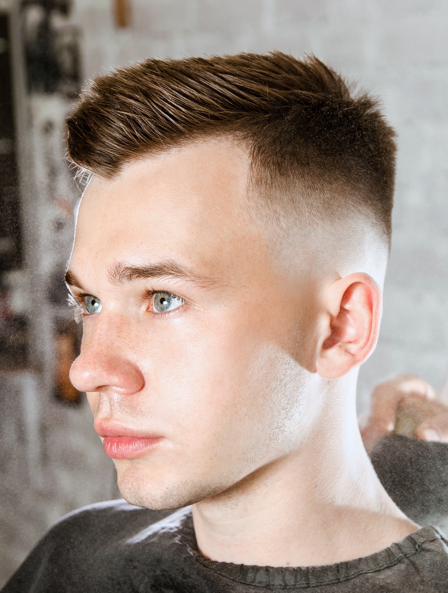Coupe délavée pour hommes