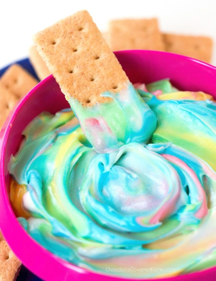 trempette licorne présentée avec des biscuits Graham