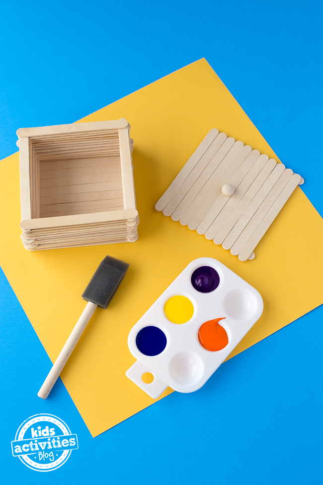 Étape 4 – Boîte artisanale classique de bâtonnets de glace – Décorez et peignez votre boîte de bâtonnets artisanaux ! - blog d'activités pour enfants