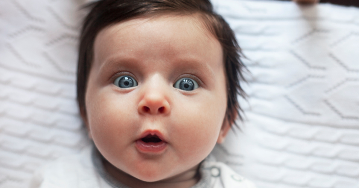 Maman ne savait pas qu'elle était enceinte et a parlé de sa nouvelle sœur à ses enfants de la manière la plus drôle [Video]