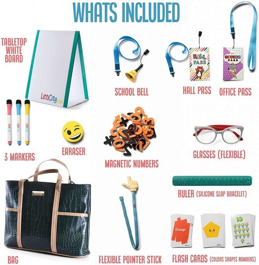 Ce qui est inclus dans l'ensemble pour enseignants : tableau blanc de table, cloche d'école, laissez-passer pour le hall, laissez-passer pour le bureau, marqueurs, gommes, chiffres, lunettes, règle, sac pour professeur, bâton de pointeur flexible et cartes flash - disposés et étiquetés dans l'image