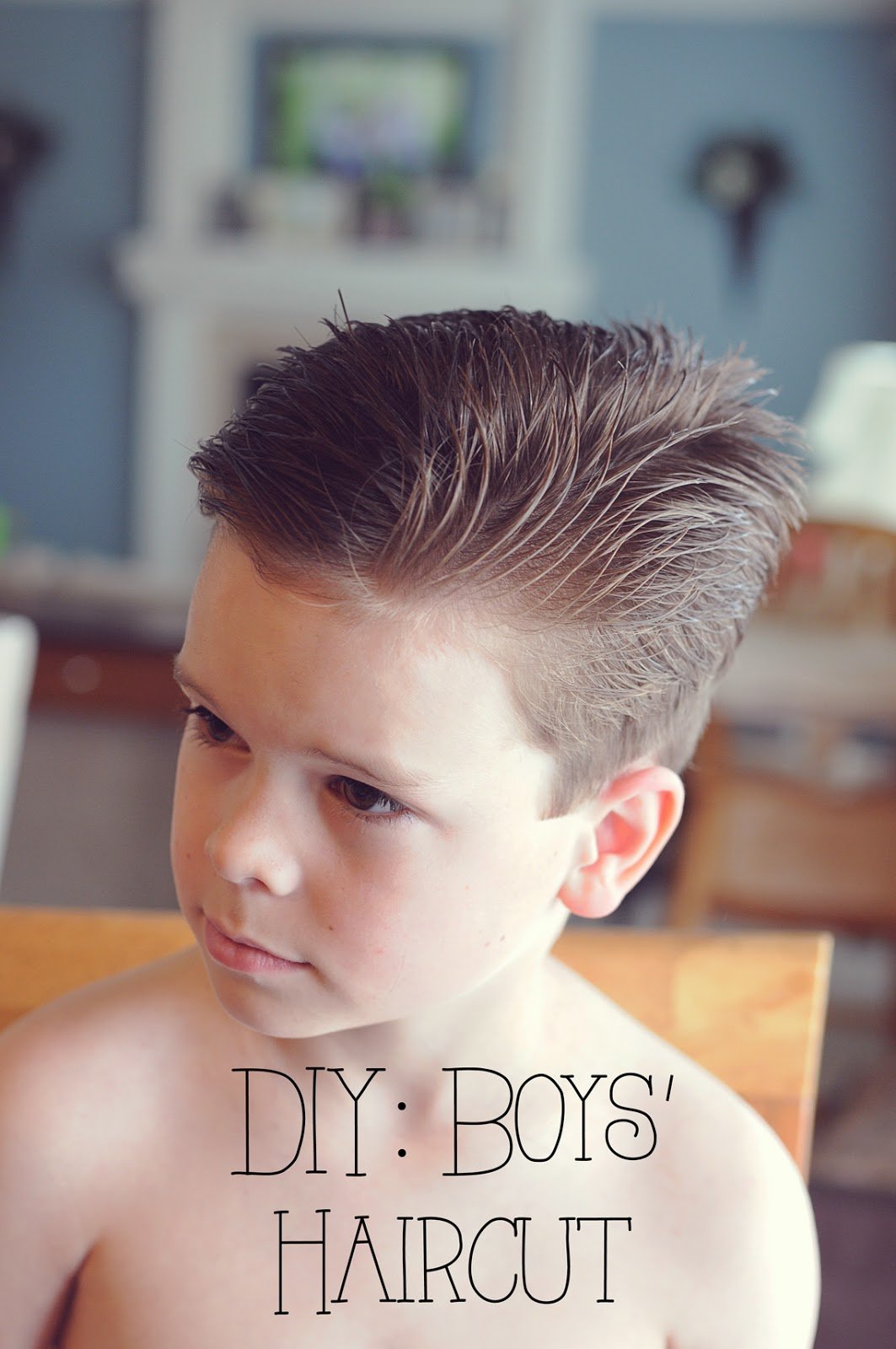 coiffures petit garçon - coupe de cheveux bricolage avec instructions - coiffure finie coupée par maman