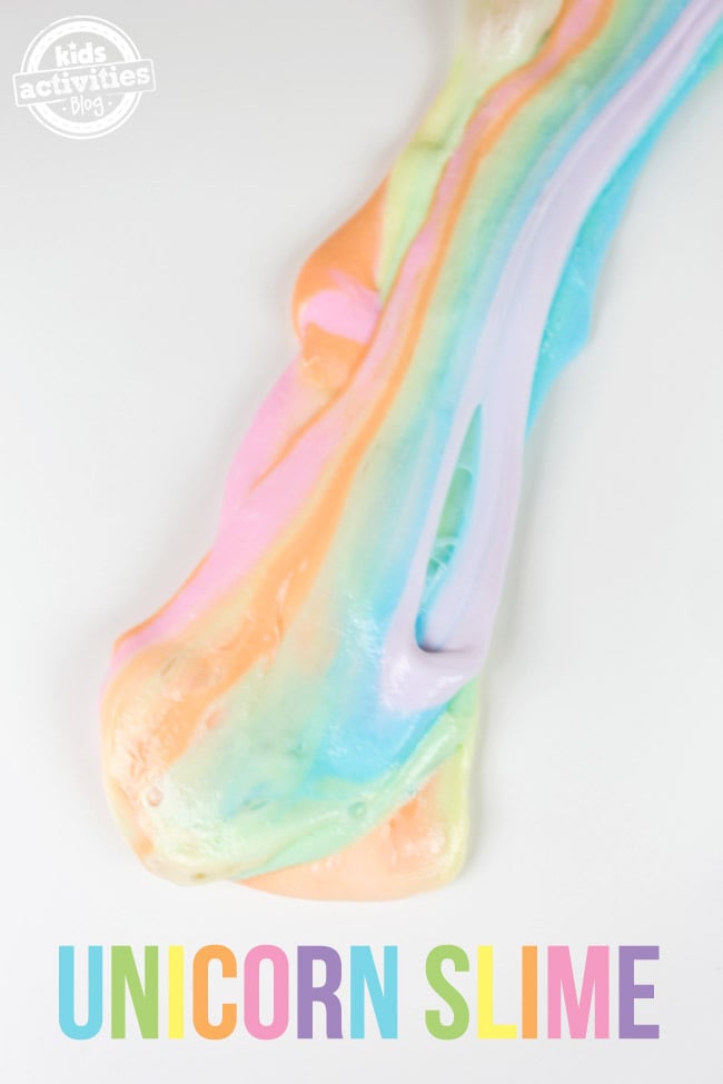 Recette de Slime de Licorne pour les enfants - un superbe bricolage pour enfants inspiré de la licorne