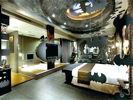 Chambres pour enfants – Chambre sur le thème de Batman pour adultes, mais le thème est une grande source d'inspiration pour les chambres d'enfants