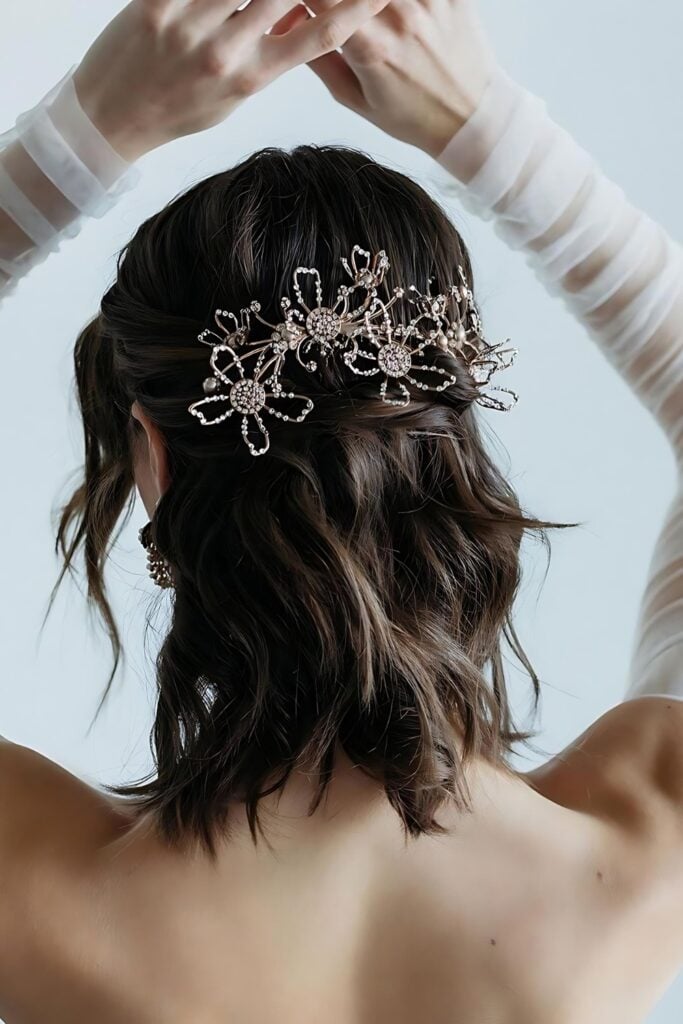 Coiffe de mariée florale fantaisiste
