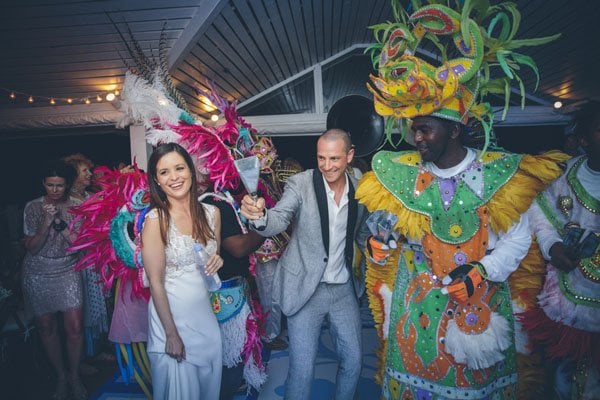Comment planifier une fête de mariage à destination