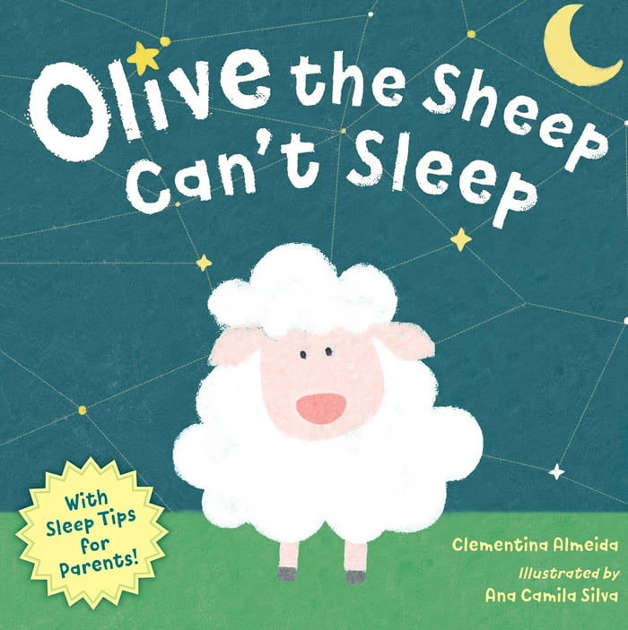 histoire d'animaux pour enfants - L'image montre un ciel nocturne avec des étoiles à pois jaunes, de l'herbe verte et un mignon mouton blanc avec un visage rose d'Amazon.