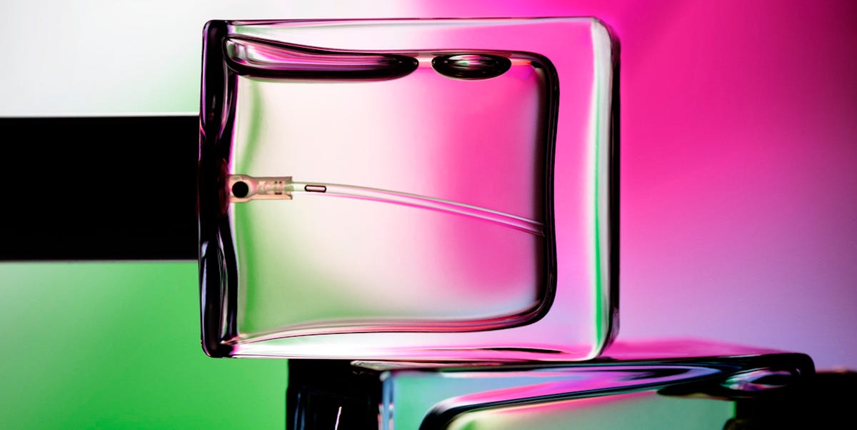 C'est la bonne façon d'appliquer du parfum pour qu'il dure toute la journée